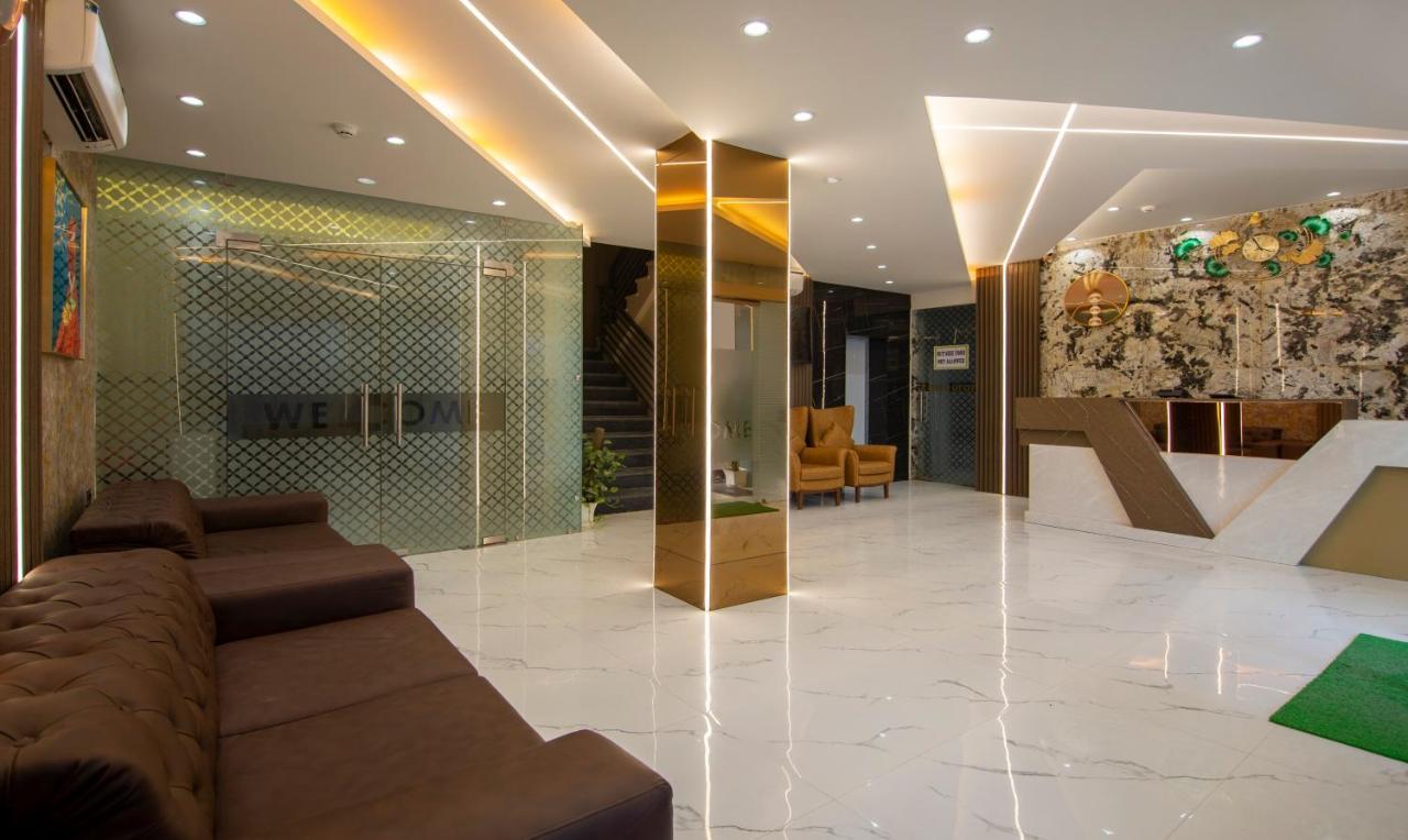 Hotel Treebo The Armani Near Igi Airport Neu-Delhi Exterior foto