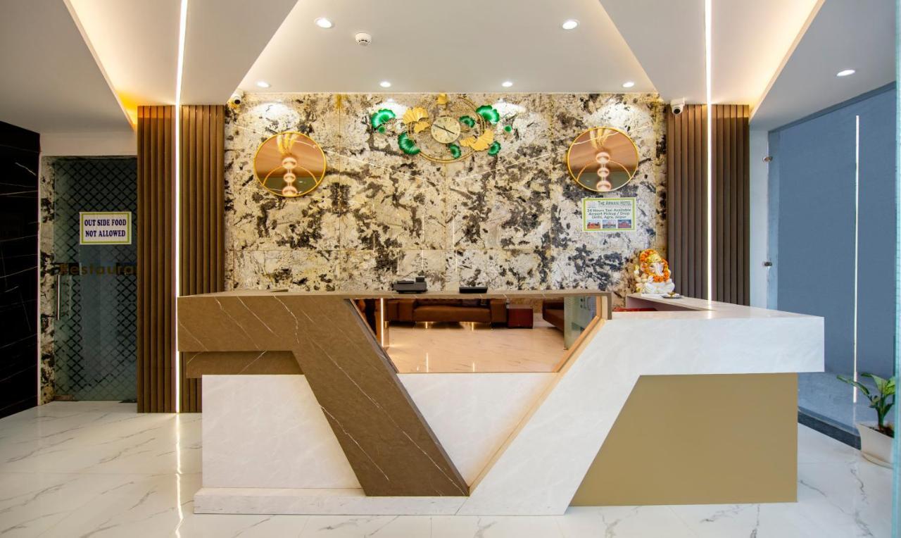 Hotel Treebo The Armani Near Igi Airport Neu-Delhi Exterior foto